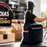 Cena de delivery em 7 dias com cronômetro, embalagens, entregador, celular com mapa e pedido sendo entregue